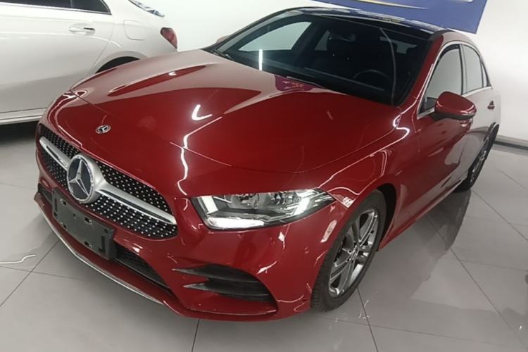 Used Mercedes-Benz A-Class 2020 Second Facelift A 180 L Sport Sedan Guazi used car, China used car export, Used car for sale, Used  cars, Cheapest cars for sale