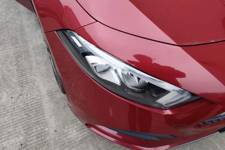 Used Mercedes-Benz A-Class 2020 Restyled A 200 L Sport Sedan Fashion Version Right Front Headlight