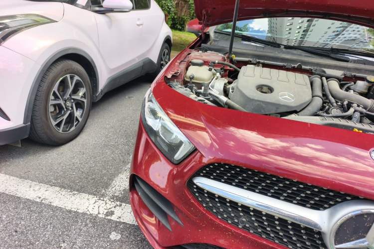 Used Mercedes-Benz A-Class 2020 Restyled A 200 L Sport Sedan Fashion Version Right Front Headlight