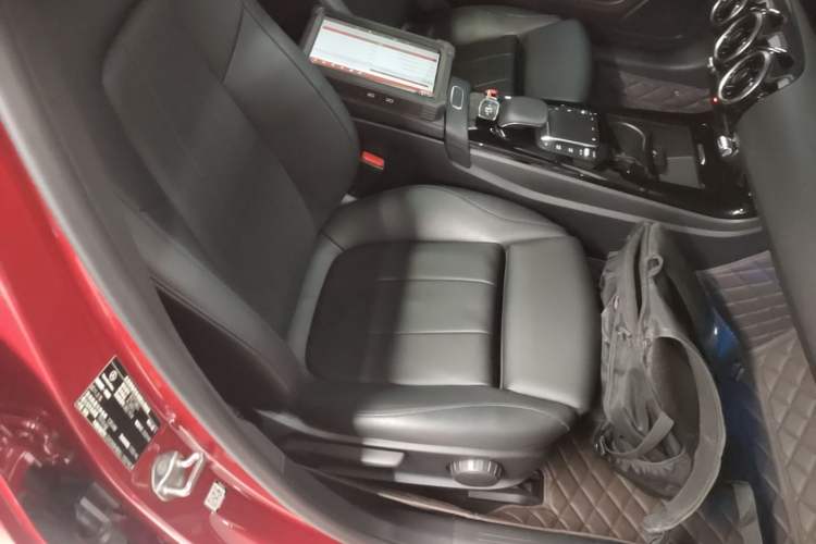 Used Mercedes-Benz A-Class 2020 Restyled A 200 L Sport Sedan Dynamic Version Right Front Seat