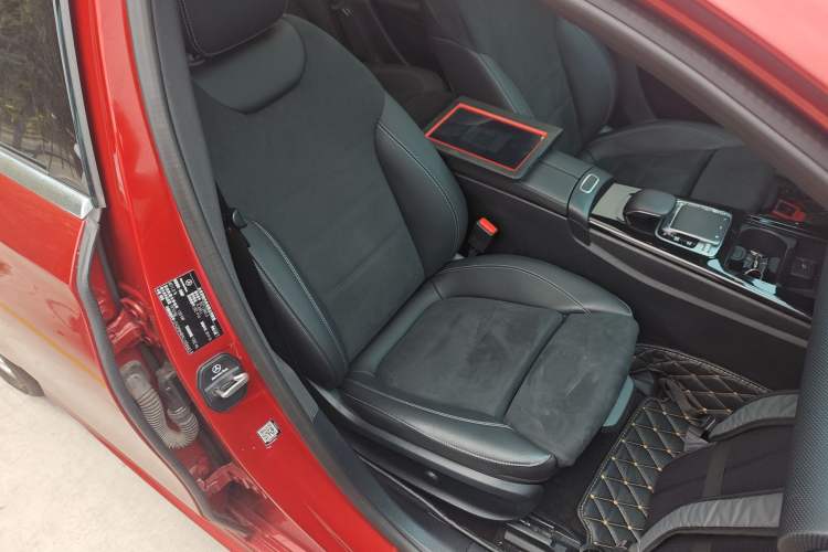 Used Mercedes-Benz A-Class 2020 A 200 L Sport Sedan Right Front Seat