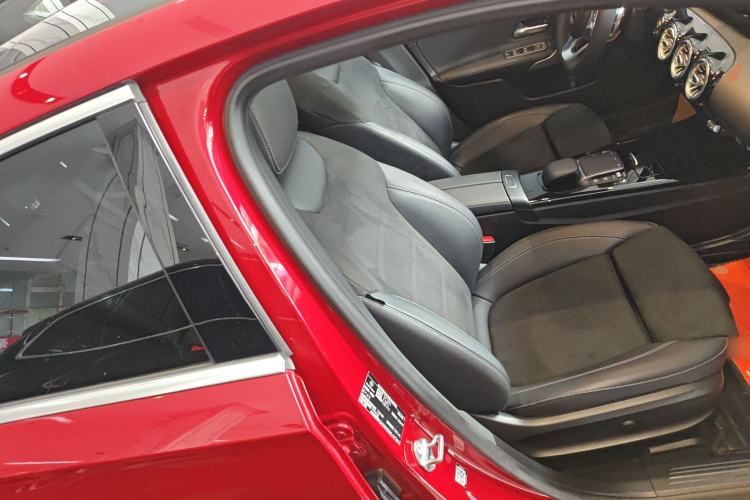 Used Mercedes-Benz A-Class 2020 Restyled A 200 L Sport Sedan Fashion Version Right Front Seat