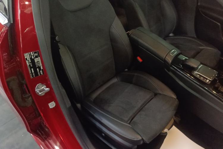Used Mercedes-Benz A-Class 2020 Restyled A 200 L Sport Sedan Fashion Version Right Front Seat