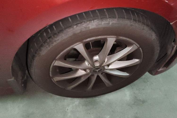 Used Mercedes-Benz A-Class 2020 Restyled A 200 L Sport Sedan Fashion Version Right Front Wheel Hub