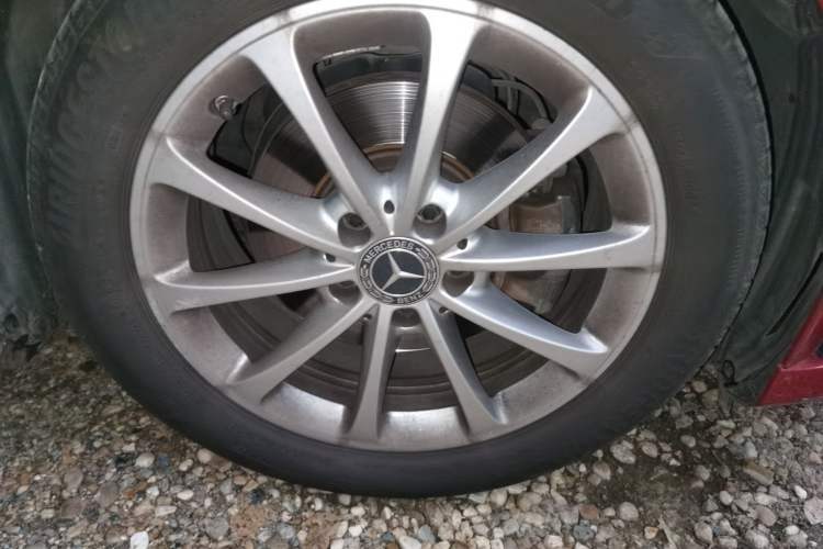 Used Mercedes-Benz A-Class 2020 A 200 L Sport Sedan Right Front Wheel Hub