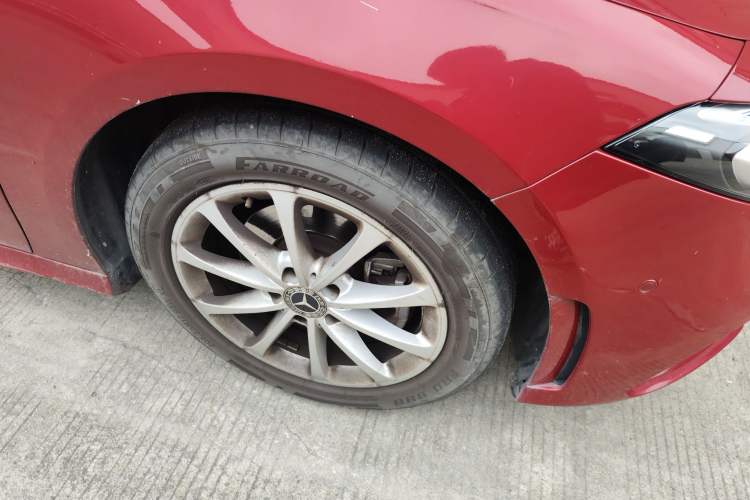 Used Mercedes-Benz A-Class 2020 Restyled A 200 L Sport Sedan Fashion Version Right Front Wheel Hub