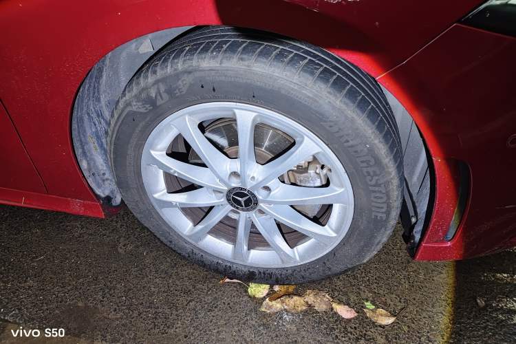 Used Mercedes-Benz A-Class 2020 Restyled A 200 L Sport Sedan Fashion Version Right Front Wheel Hub