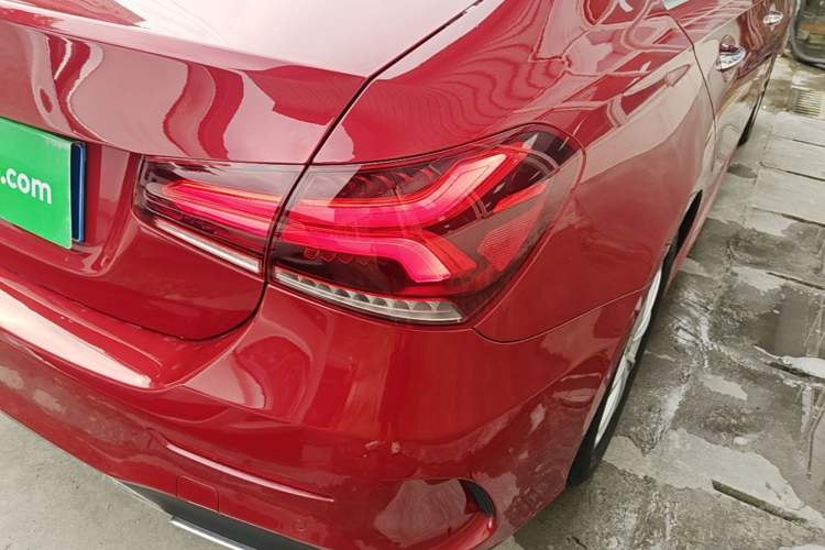 Used Mercedes-Benz A-Class 2020 Restyled A 200 L Sport Sedan Fashion Version Right Rear Taillight