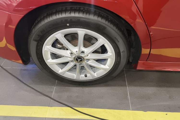 Used Mercedes-Benz A-Class 2020 A 200 L Sport Sedan Right Rear Wheel Hub