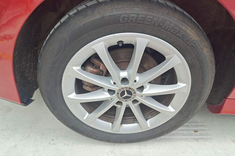 Used Mercedes-Benz A-Class 2020 A 200 L Sport Sedan Right Rear Wheel Hub