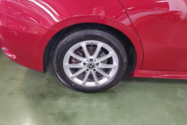 Used Mercedes-Benz A-Class 2020 Restyled A 200 L Sport Sedan Dynamic Version Right Rear Wheel Hub