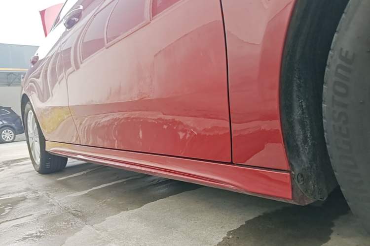 Used Mercedes-Benz A-Class 2020 Restyled A 200 L Sport Sedan Fashion Version Right Side Sill