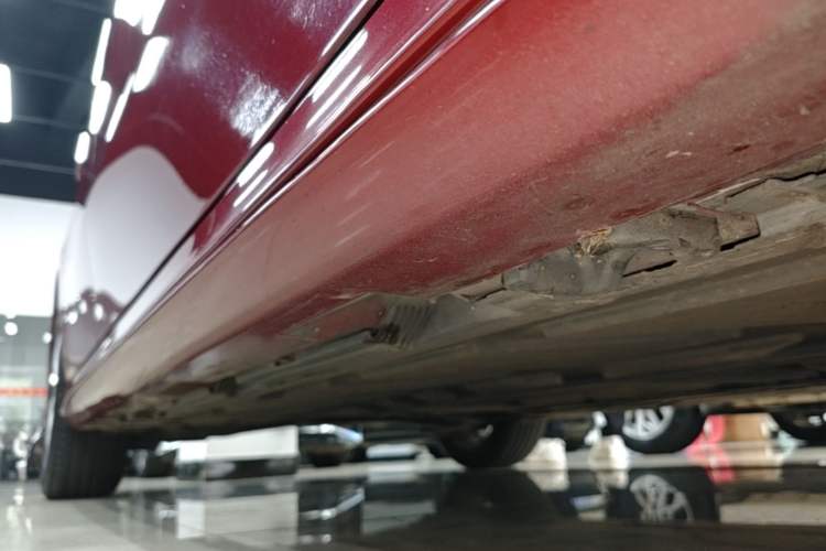 Used Mercedes-Benz A-Class 2020 A 200 L Sport Sedan Right Side Sill