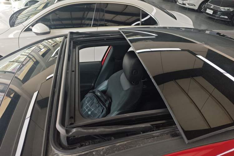 Used Mercedes-Benz A-Class 2020 A 200 L Sport Sedan Roof