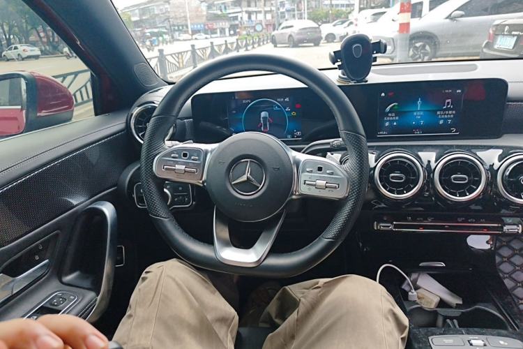 Used Mercedes-Benz A-Class 2020 A 180 L Sport Sedan Steering Wheel