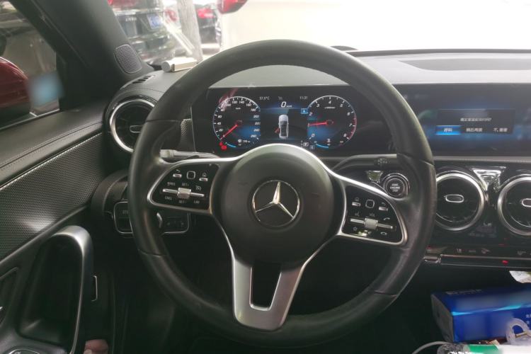 Used Mercedes-Benz A-Class 2020 Second Facelift A 180 L Sport Sedan Steering Wheel