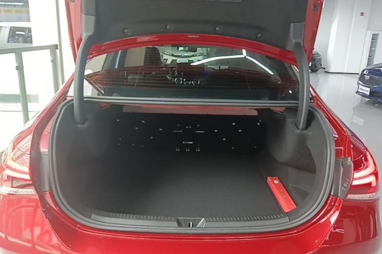 Used Mercedes-Benz A-Class 2020 Restyled A 200 L Sport Sedan Fashion Version Trunk