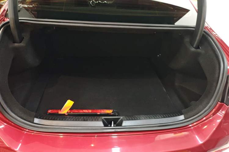 Used Mercedes-Benz A-Class 2020 Restyled A 200 L Sport Sedan Fashion Version Trunk