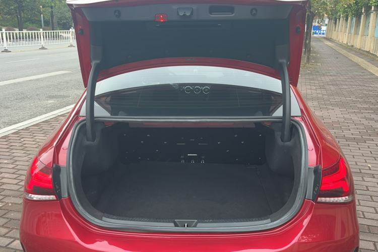 Used Mercedes-Benz A-Class 2020 Restyled A 200 L Sport Sedan Fashion Version Trunk
