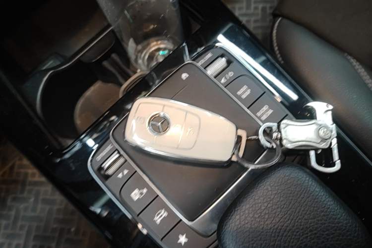 Used Mercedes-Benz A-Class 2020 Restyled A 200 L Sport Sedan Fashion Version Vehicle Key
