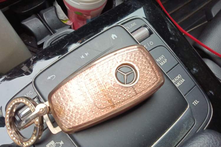 Used Mercedes-Benz A-Class 2020 Facelift A 180 L Sport Sedan Special Configuration Vehicle Key