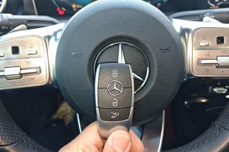 Used Mercedes-Benz A-Class 2020 Restyled A 200 L Sport Sedan Fashion Version Vehicle Key