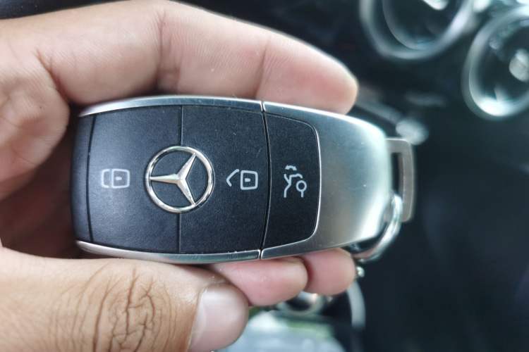 Used Mercedes-Benz A-Class 2020 Second Facelift A 180 L Sport Sedan Vehicle Key