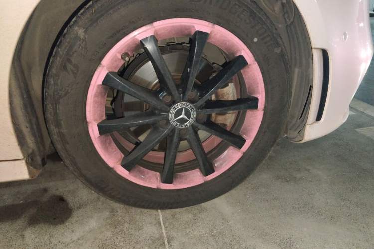 Used Mercedes-Benz A-Class 2020 A 200 L Sport Sedan Right Front Wheel Hub