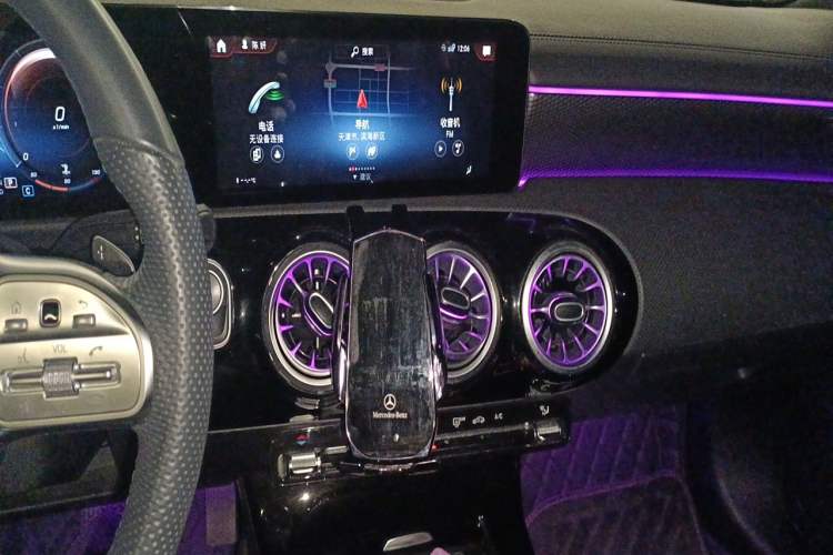 Used Mercedes-Benz A-Class 2020 Restyled A 200 L Sport Sedan Fashion Version Audio And AC Panel