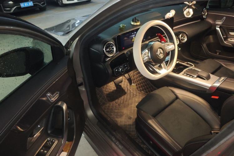 Used Mercedes-Benz A-Class 2020 Restyled A 200 L Sport Sedan Fashion Version Driver Seat