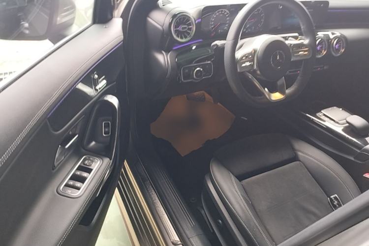 Used Mercedes-Benz A-Class 2020 Restyled A 200 L Sport Sedan Fashion Version Driver Seat