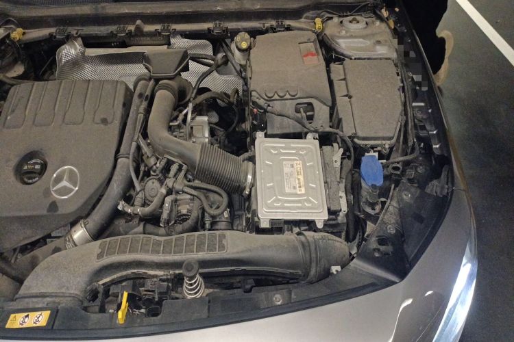 Used Mercedes-Benz A-Class 2020 Restyled A 200 L Sport Sedan Fashion Version Engine Bay Left