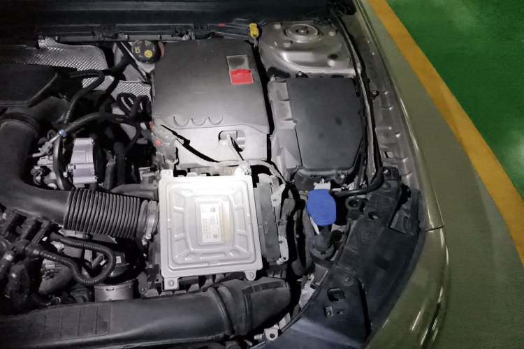 Used Mercedes-Benz A-Class 2020 Restyled A 200 L Sport Sedan Fashion Version Engine Bay Left