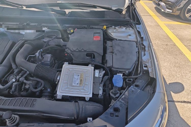 Used Mercedes-Benz A-Class 2020 A 180 L Engine Bay Left