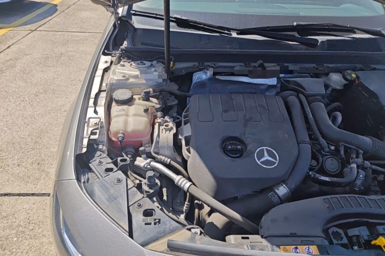 Used Mercedes-Benz A-Class 2020 A 180 L Engine Bay Right