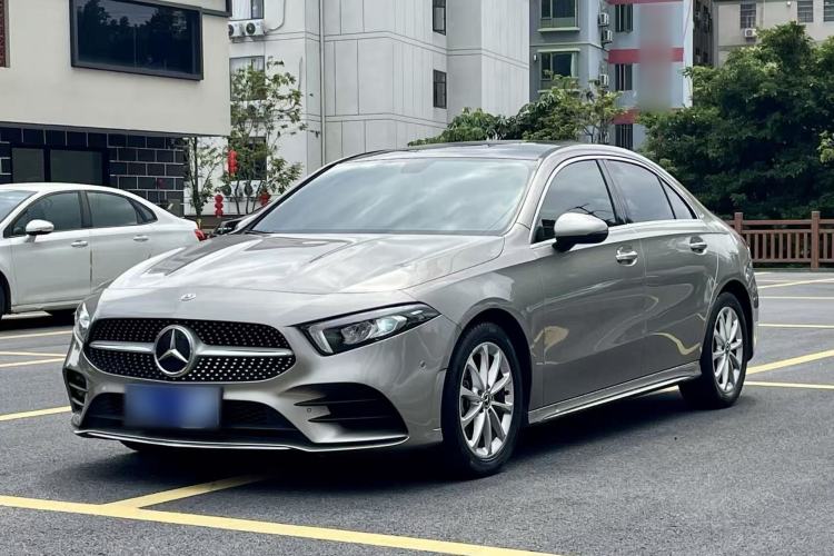 Used Mercedes-Benz A-Class 2020 Restyled A 200 L Sport Sedan Fashion Version Exterior 1