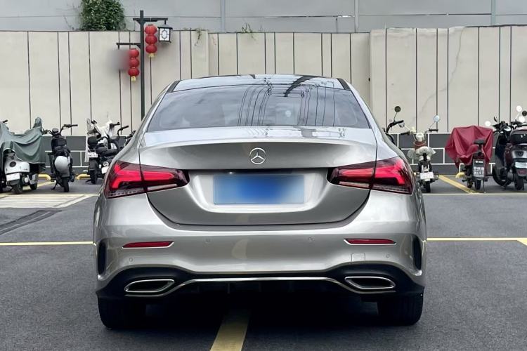 Used Mercedes-Benz A-Class 2020 Restyled A 200 L Sport Sedan Fashion Version Exterior 5