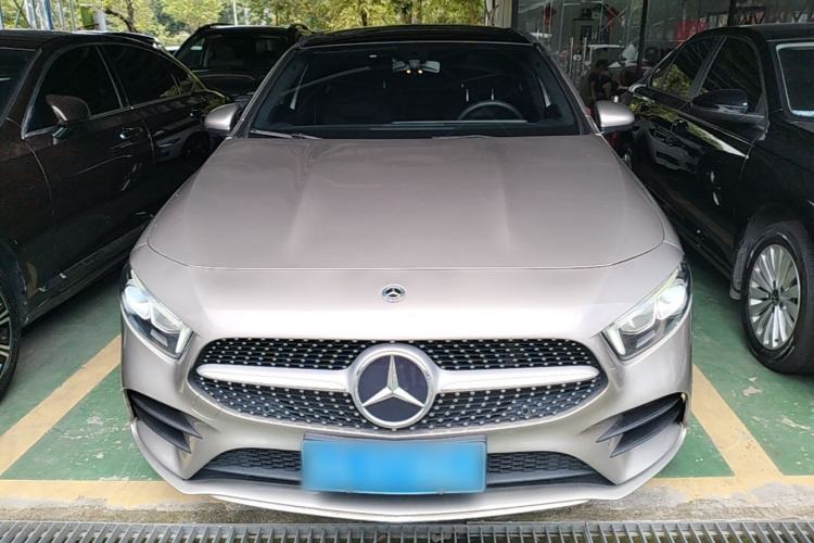 Used Mercedes-Benz A-Class 2020 Restyled A 200 L Sport Sedan Fashion Version Front