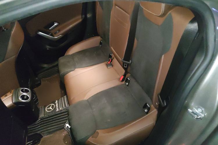 Used Mercedes-Benz A-Class 2020 Restyled A 200 L Sport Sedan Fashion Version Left Rear Seat