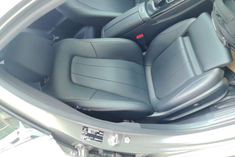 Used Mercedes-Benz A-Class 2020 A 200 L Right Front Seat