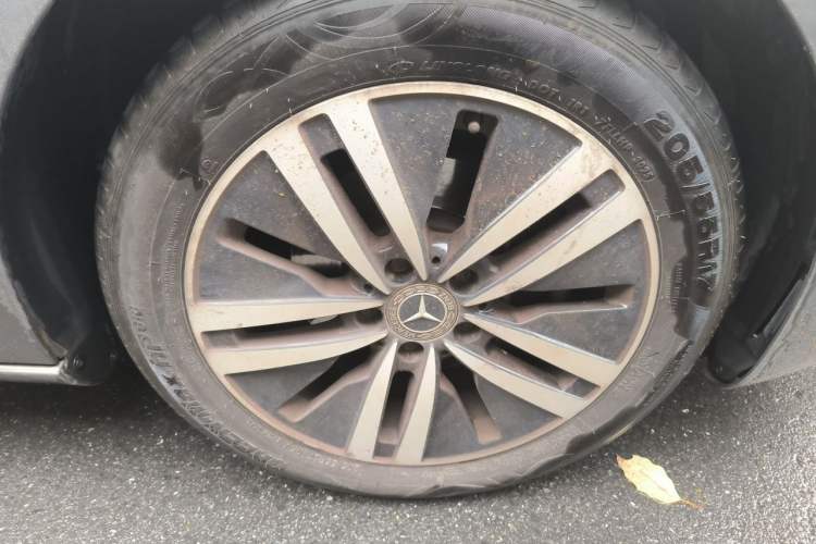 Used Mercedes-Benz A-Class 2020 A 180 Right Front Wheel Hub