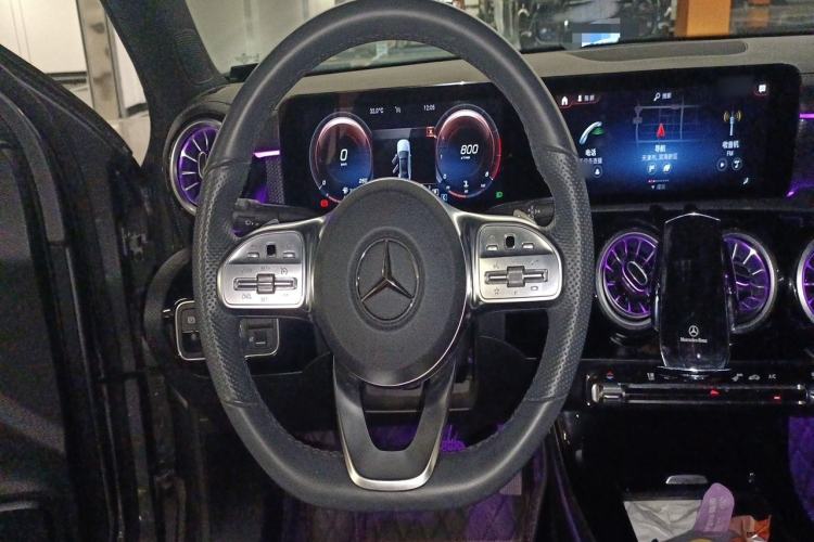 Used Mercedes-Benz A-Class 2020 Restyled A 200 L Sport Sedan Fashion Version Steering Wheel