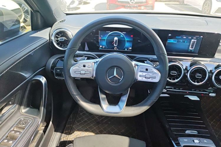 Used Mercedes-Benz A-Class 2020 A 180 L Steering Wheel