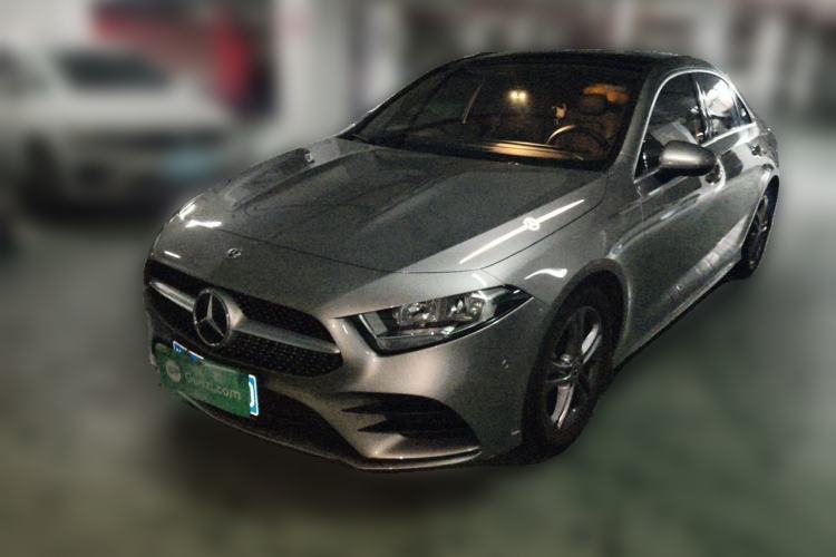 Used Mercedes-Benz A-Class 2020 Second Facelift A 180 L Sport Sedan Guazi used car, China used car export, Used car for sale, Used  cars, Cheapest cars for sale