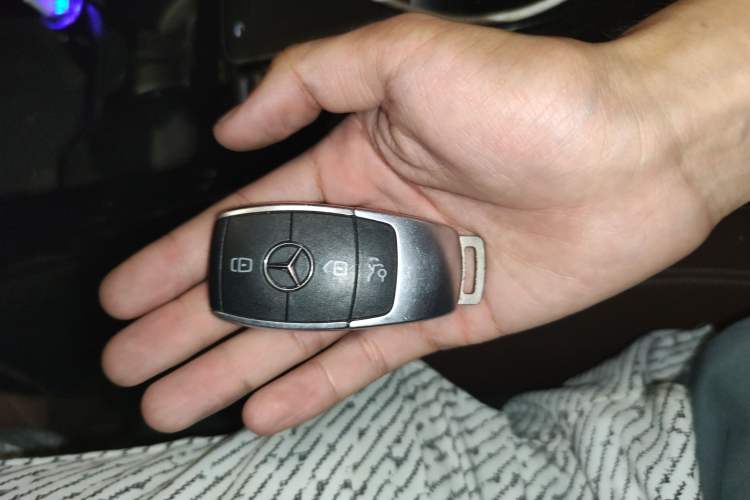Used Mercedes-Benz A-Class 2020 Restyled A 200 L Sport Sedan Fashion Version Vehicle Key