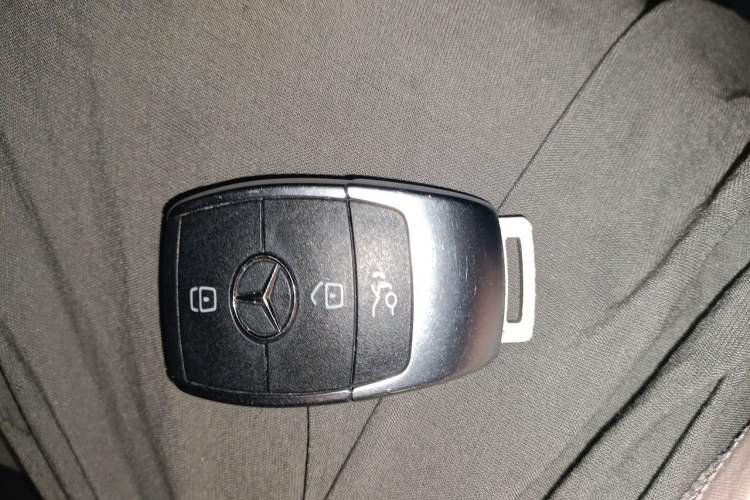 Used Mercedes-Benz A-Class 2020 Restyled A 200 L Sport Sedan Fashion Version Vehicle Key