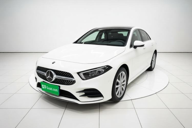 Used Mercedes-Benz A-Class 2020 Restyled A 200 L Sport Sedan Fashion Version Guazi used car, China used car export, Used car for sale, Used cars, Cheapest cars for sale