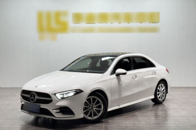 Mercedes-Benz A-Class 2020 Restyled A 200 L Sport Sedan Fashion Version usado