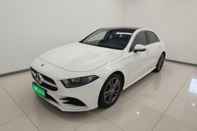 Mercedes-Benz A-Class 2020 Second Facelift A 180 L Sport Sedan usado