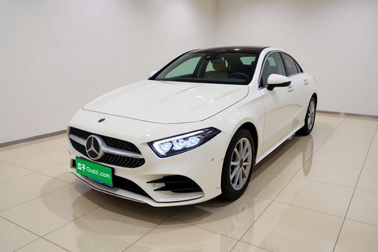 Used Mercedes-Benz A-Class 2020 Restyled A 200 L Sport Sedan Fashion Version Guazi used car, China used car export, Used car for sale, Used cars, Cheapest cars for sale